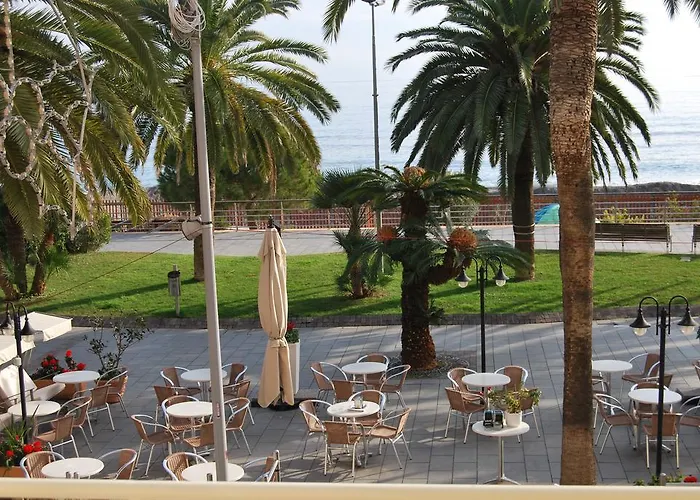 47 Bed & Breakfast 3*