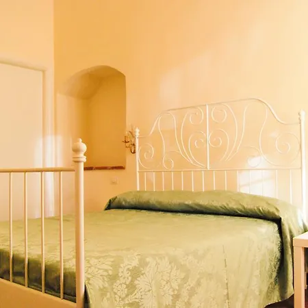 47 Bed & Breakfast Loano